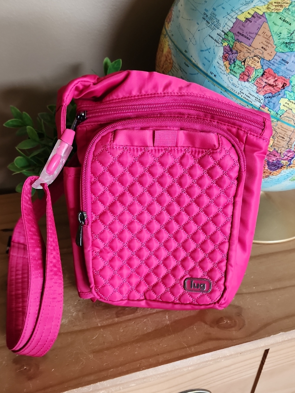 lug Hopper Crossbody Bag - Hot Pink